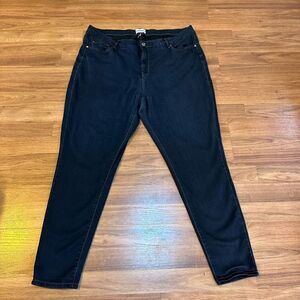 Rebel Angel by Rebel Wilson - The Pin Up Skinny women’s size 20W